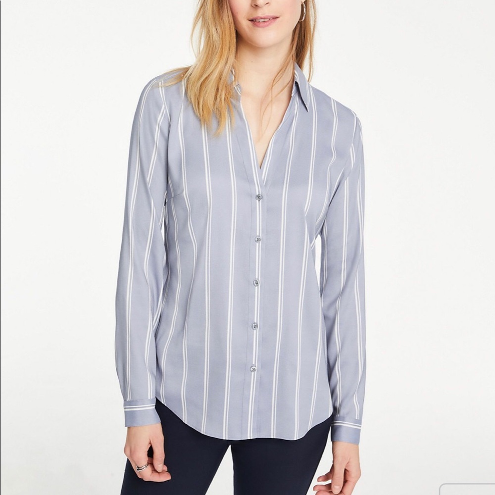 Ann Taylor striped blue essential shirt small